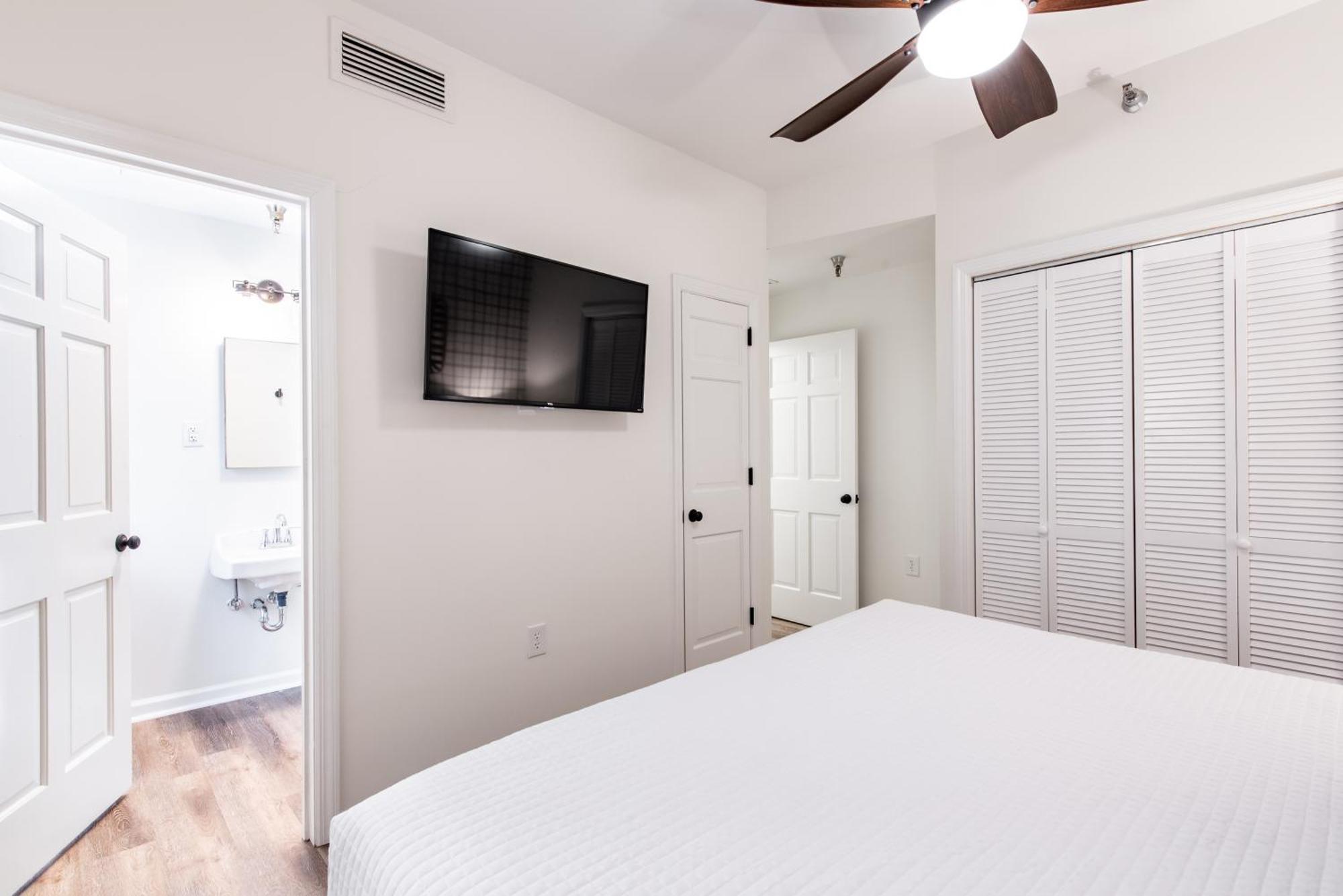 The Woodford Hotel Versailles Phòng bức ảnh